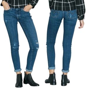 Levi’s 711 Skinny Jeans Sz 28 Distressed with Holes at Knees Classic Blue Wash